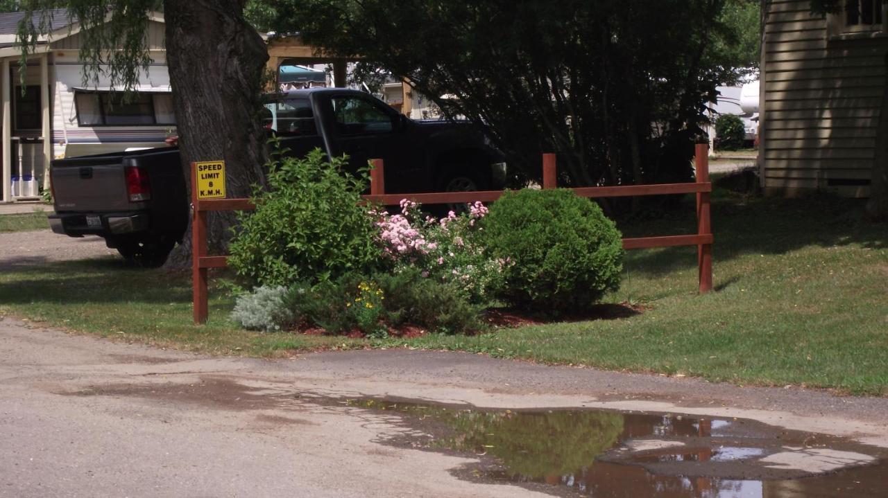 Orchard Queen Motel & Rv Park Middleton Luaran gambar